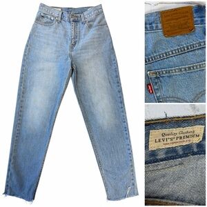 Levi's Permium Quality Light Blue Denim high waist Jeans size 27